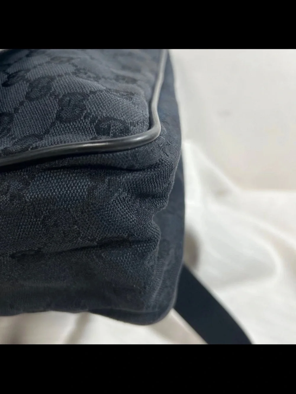 Gucci Black GG Canvas and Leather Crossbody Messenger